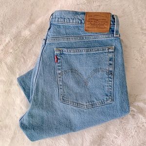 Levi Wedgie Straight Jeans